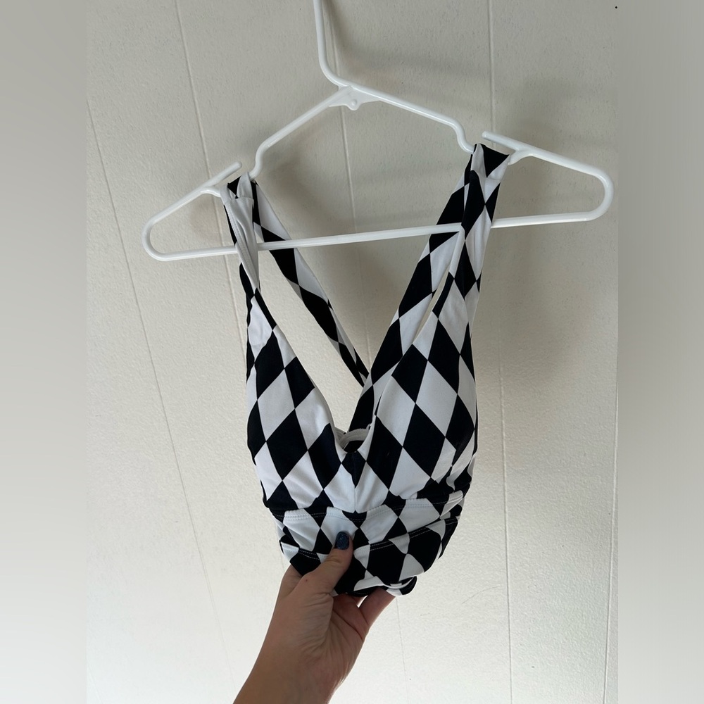 BuffBunny Black and White Diamond-Print Sports Bra